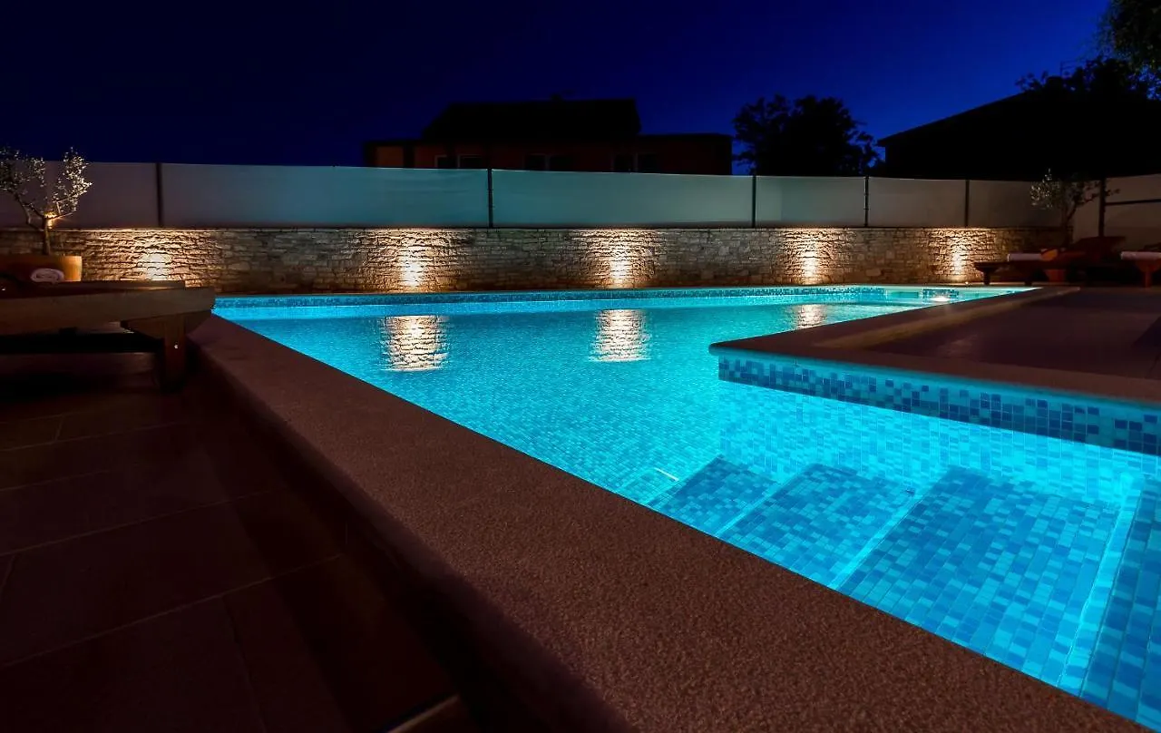 Holiday Home Villa Pula Kroatië